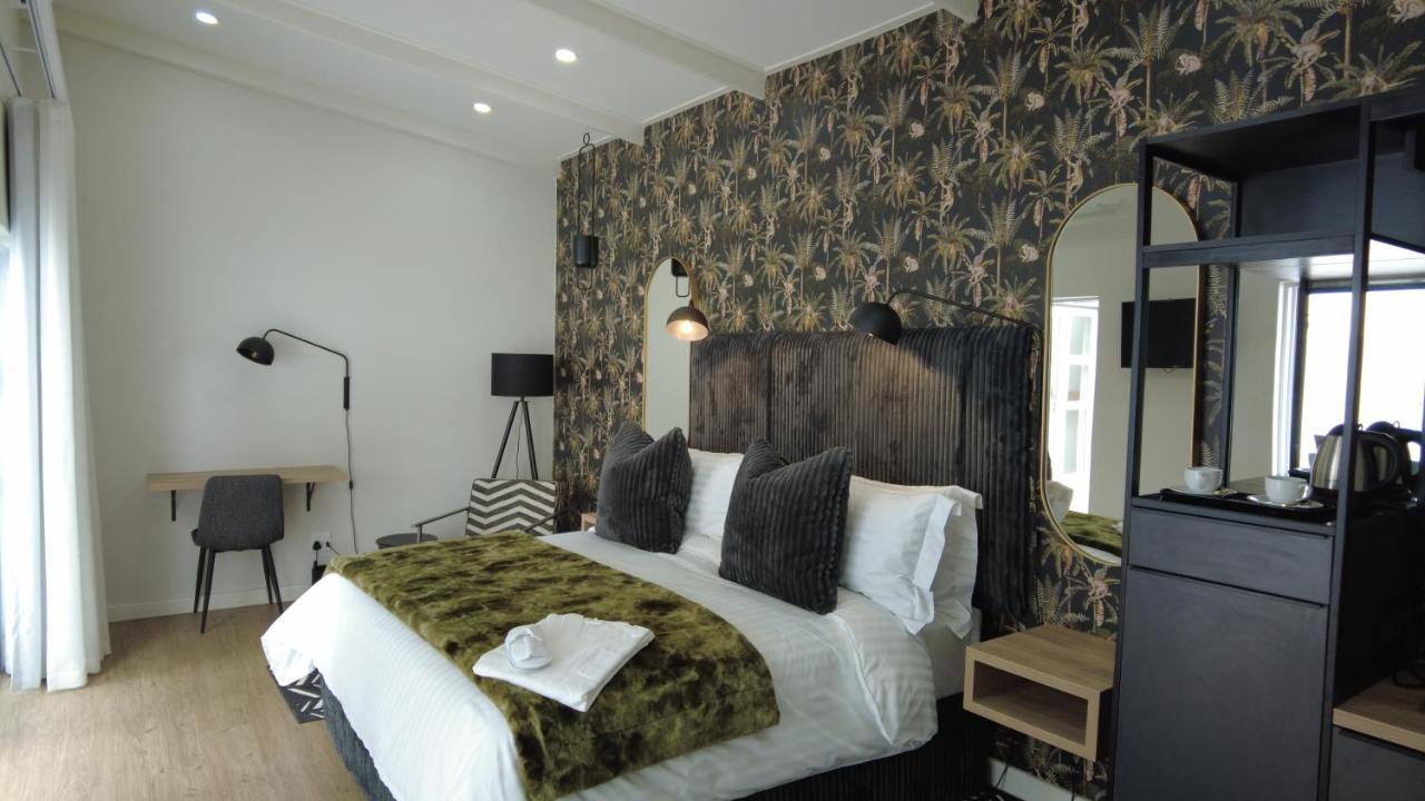 The Executive Bed And Breakfast East London Buitenkant foto